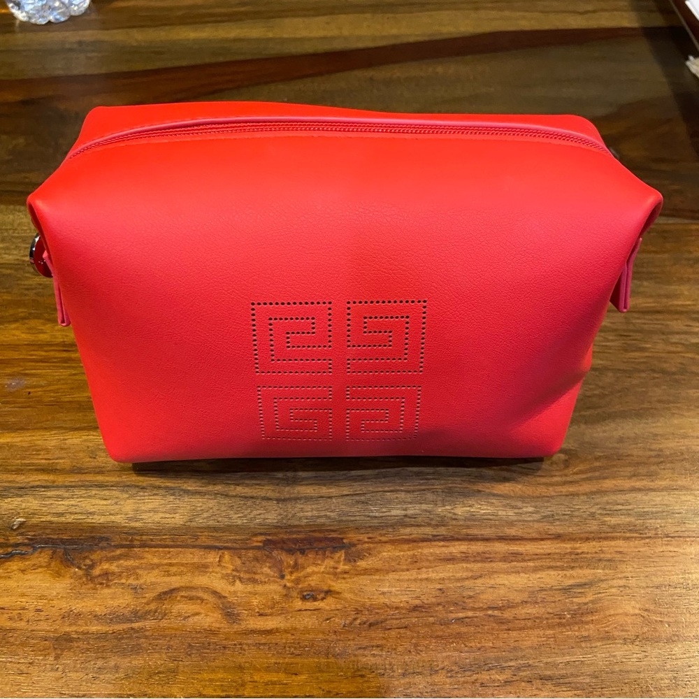 GIVENCHY PARFUM Iconic Red Travel Cosmetics Makeup Pouch -NICE!